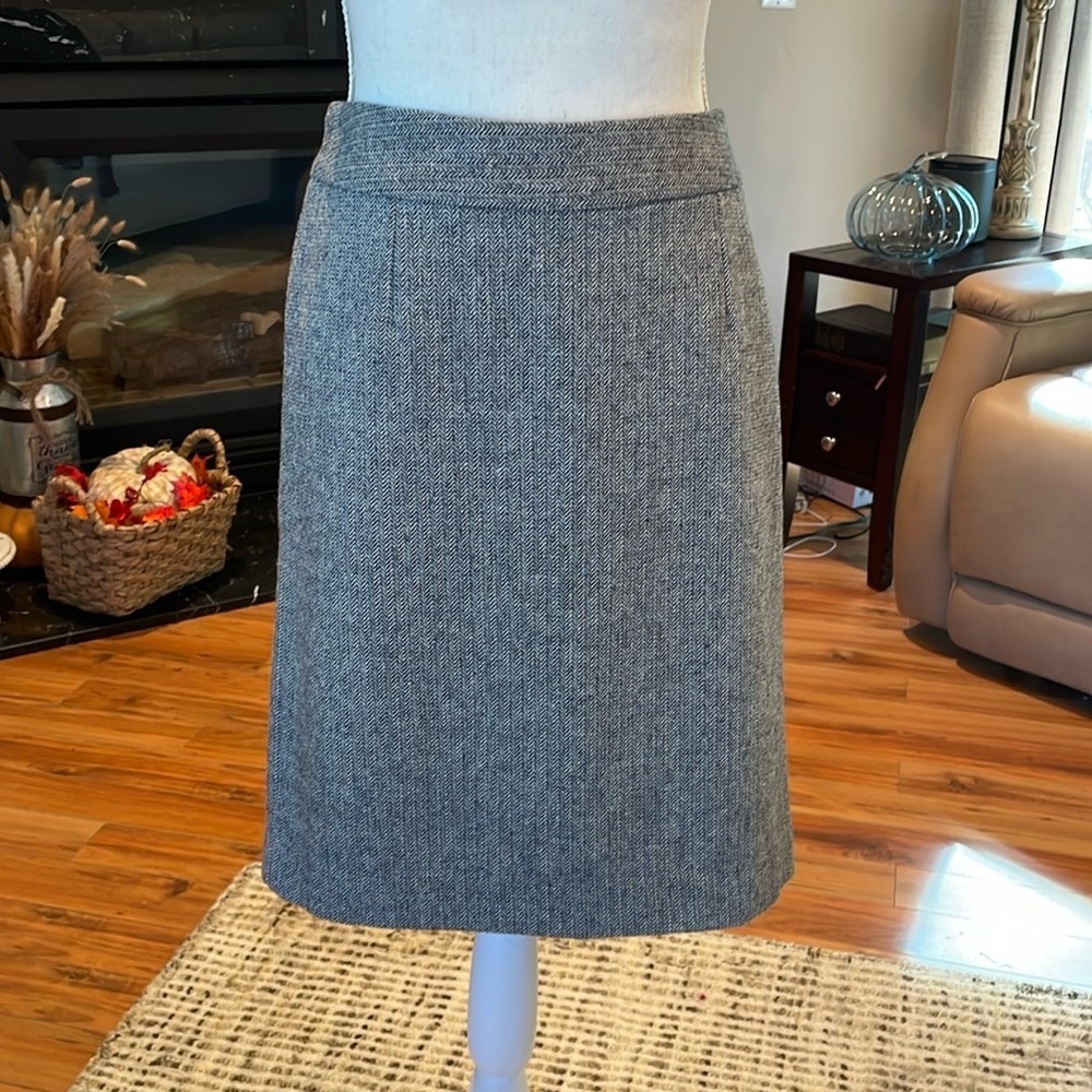 Banana Republic wool skirt